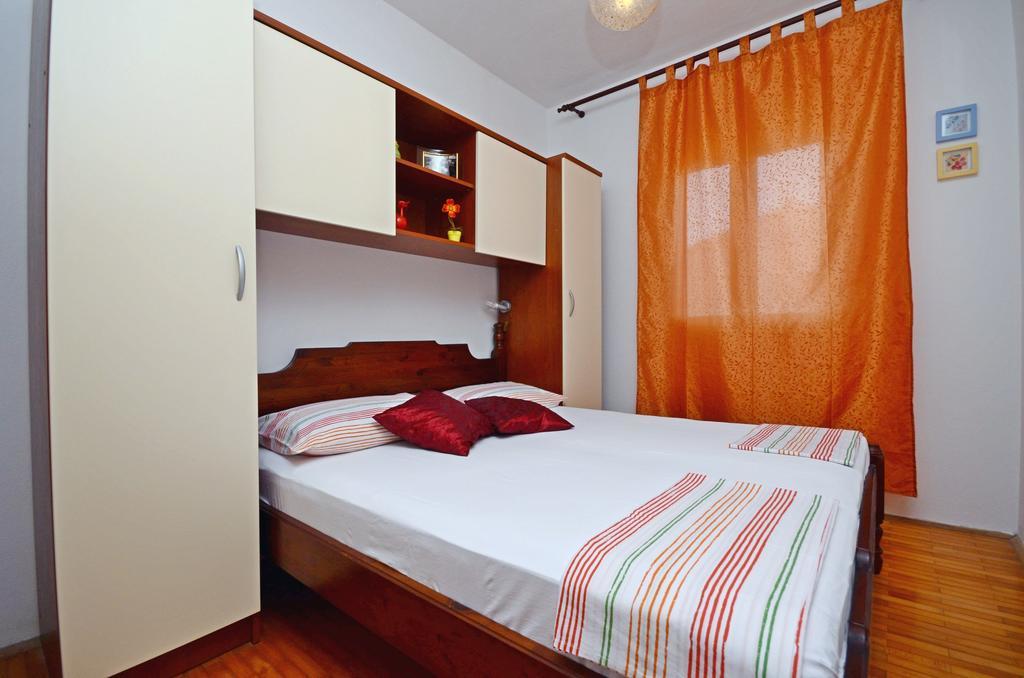 Apartments Katica Trogir Bagian luar foto